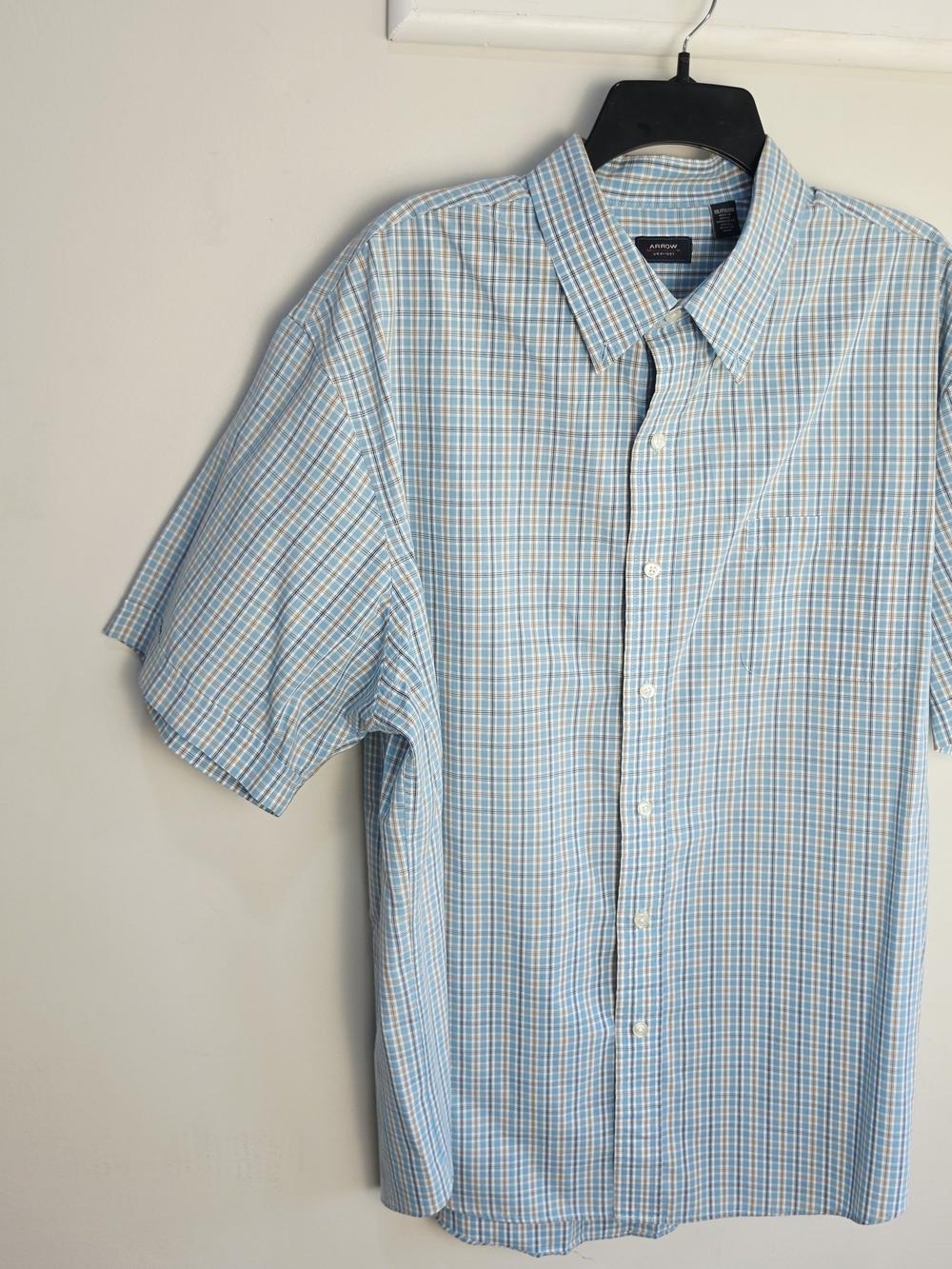 Arrow Blue and White Plaid Short Sleeve Button-Down Shirt